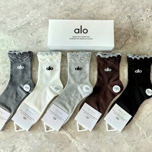 Alo Yoga Socks 5 Pack
